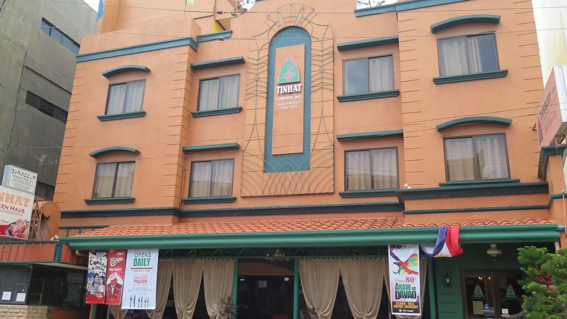 Tinhat Halal حلال Certified Boutique Hotel And Restaurant Davao Bed & Breakfast